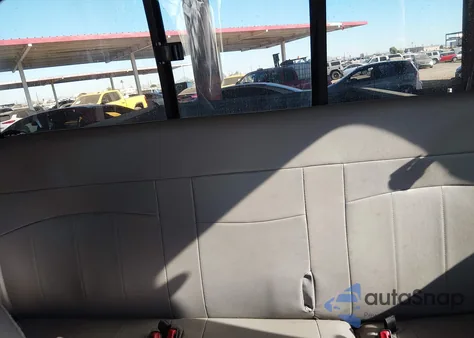 1999 Ford F-150 Lariat/Xl/Xlt z USA, uszkodzony, nr VIN 1FTRX17L5XKC02081